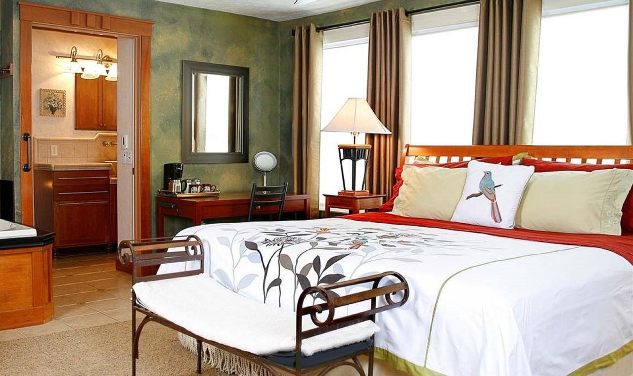 Prairieside Suites Luxury Bed & Breakfast 그랜드빌 외부 사진